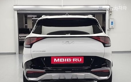 KIA Sportage IV рестайлинг, 2022 год, 2 500 000 рублей, 4 фотография