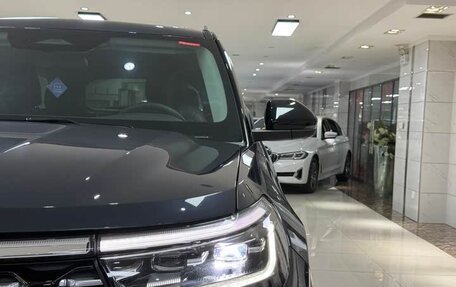 Ford Explorer VI, 2024 год, 4 750 000 рублей, 4 фотография