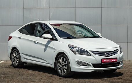 Hyundai Solaris II рестайлинг, 2015 год, 1 100 000 рублей, 1 фотография
