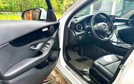Mercedes-Benz C-Класс, 2018 год, 2 550 000 рублей, 15 фотография