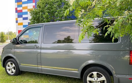 Volkswagen Caravelle T6 рестайлинг, 2019 год, 3 900 000 рублей, 4 фотография