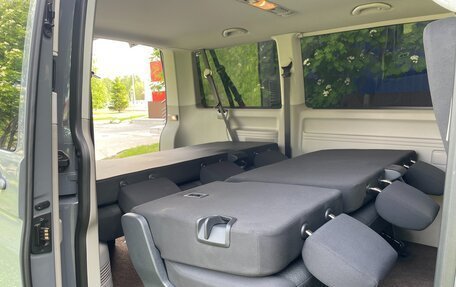 Volkswagen Caravelle T6 рестайлинг, 2019 год, 3 900 000 рублей, 22 фотография