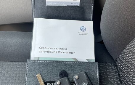Volkswagen Caravelle T6 рестайлинг, 2019 год, 3 900 000 рублей, 28 фотография