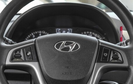 Hyundai Solaris II рестайлинг, 2015 год, 1 100 000 рублей, 15 фотография