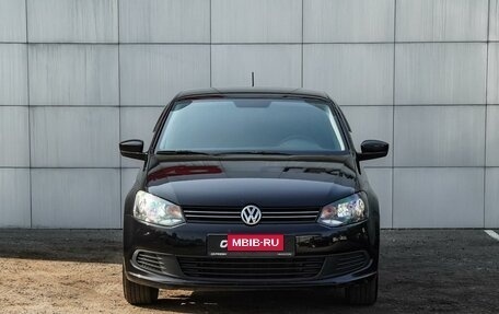 Volkswagen Polo VI (EU Market), 2013 год, 1 050 000 рублей, 3 фотография