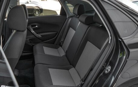 Volkswagen Polo VI (EU Market), 2013 год, 1 050 000 рублей, 9 фотография