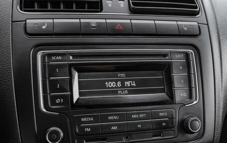 Volkswagen Polo VI (EU Market), 2013 год, 1 050 000 рублей, 13 фотография