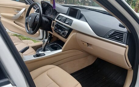 BMW 3 серия, 2015 год, 1 850 000 рублей, 6 фотография