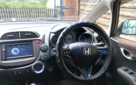 Honda Fit Shuttle I рестайлинг, 2012 год, 900 000 рублей, 2 фотография