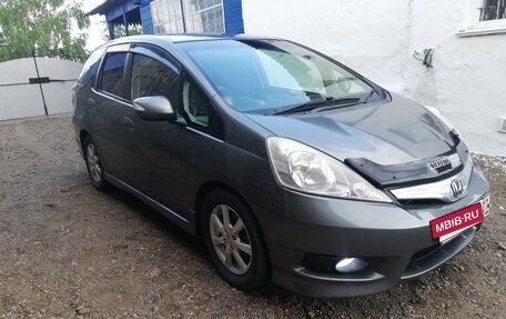 Honda Fit Shuttle I рестайлинг, 2012 год, 900 000 рублей, 12 фотография