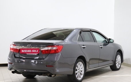 Toyota Camry, 2012 год, 1 540 000 рублей, 5 фотография