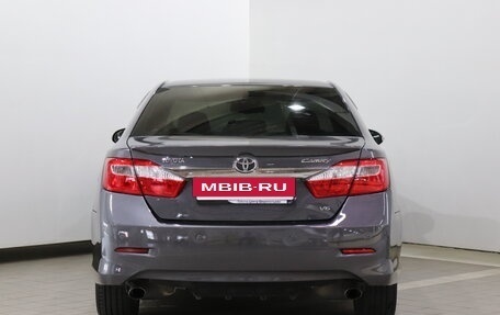 Toyota Camry, 2012 год, 1 540 000 рублей, 6 фотография