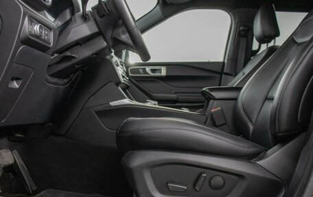 Ford Explorer VI, 2020 год, 3 680 000 рублей, 15 фотография
