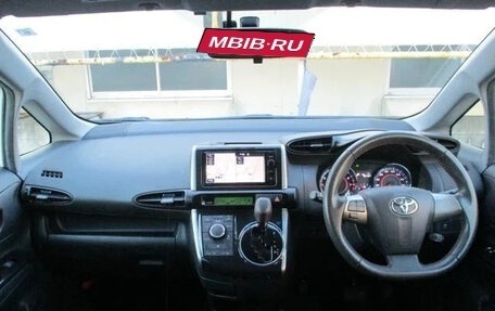 Toyota Wish II, 2015 год, 1 183 000 рублей, 11 фотография