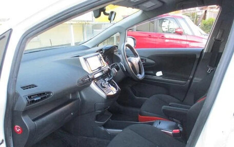Toyota Wish II, 2015 год, 1 183 000 рублей, 24 фотография