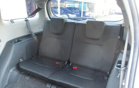 Toyota Wish II, 2015 год, 1 183 000 рублей, 33 фотография