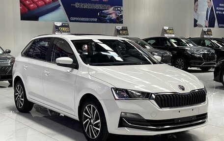 Skoda Rapid II, 2022 год, 1 250 000 рублей, 3 фотография