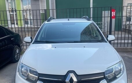 Renault Sandero II рестайлинг, 2020 год, 1 650 000 рублей, 2 фотография
