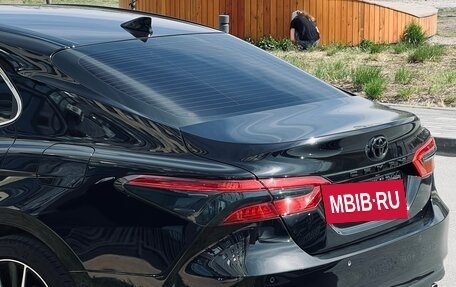 Toyota Camry, 2021 год, 3 950 000 рублей, 6 фотография