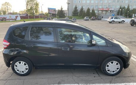 Honda Fit III, 2009 год, 780 000 рублей, 3 фотография