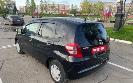 Honda Fit III, 2009 год, 780 000 рублей, 4 фотография