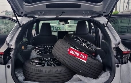 Toyota Yaris Cross, 2024 год, 2 180 000 рублей, 11 фотография