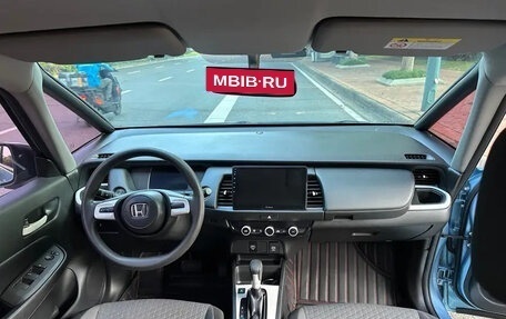 Honda Fit, 2021 год, 1 000 000 рублей, 8 фотография