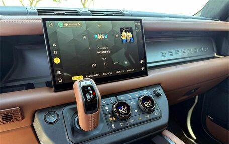 Land Rover Defender II, 2025 год, 27 900 000 рублей, 3 фотография