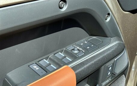 Land Rover Defender II, 2025 год, 27 900 000 рублей, 12 фотография