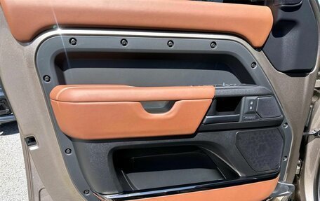Land Rover Defender II, 2025 год, 27 900 000 рублей, 21 фотография
