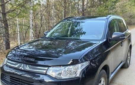 Mitsubishi Outlander III рестайлинг 3, 2012 год, 1 310 000 рублей, 23 фотография