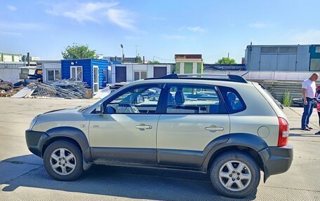 Hyundai Tucson III, 2005 год, 740 000 рублей, 3 фотография