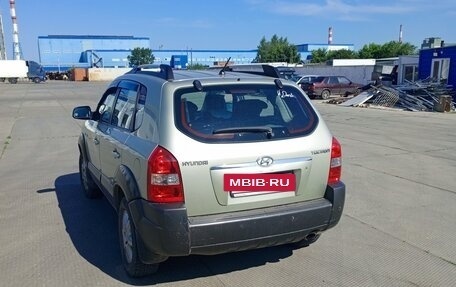 Hyundai Tucson III, 2005 год, 740 000 рублей, 8 фотография