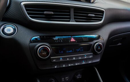 Hyundai Tucson III, 2018 год, 2 380 000 рублей, 13 фотография