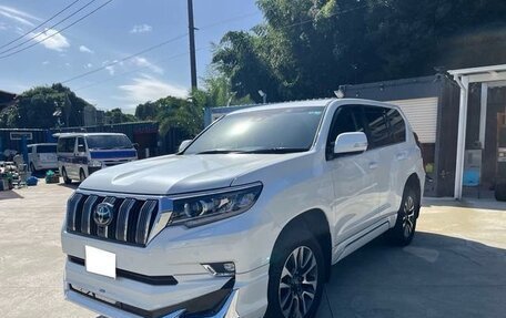 Toyota Land Cruiser Prado 150 рестайлинг 2, 2021 год, 3 740 000 рублей, 3 фотография