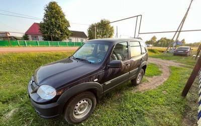 Chevrolet Niva I рестайлинг, 2017 год, 550 000 рублей, 1 фотография