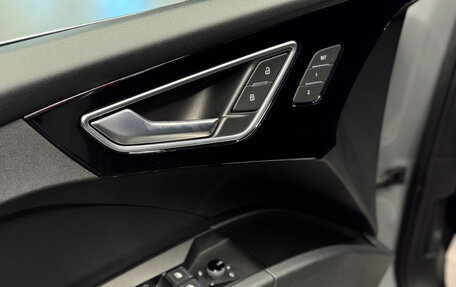 Audi Q4 Sportback e-tron, 2021 год, 4 400 000 рублей, 11 фотография