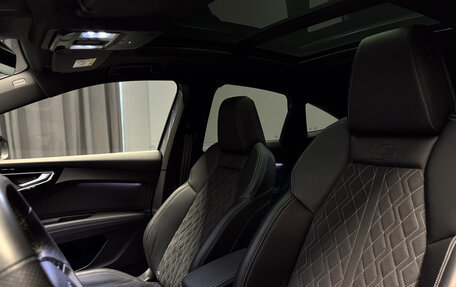 Audi Q4 Sportback e-tron, 2021 год, 4 400 000 рублей, 13 фотография