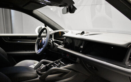 Porsche Cayenne III, 2024 год, 15 500 000 рублей, 5 фотография