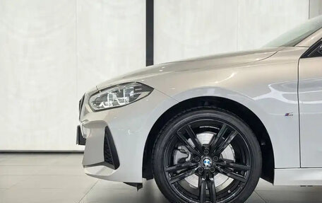 BMW 1 серия, 2023 год, 2 430 999 рублей, 17 фотография