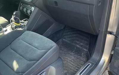 Volkswagen Tiguan II, 2019 год, 2 549 999 рублей, 1 фотография