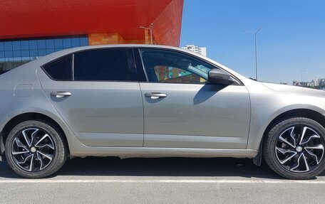 Skoda Octavia, 2019 год, 1 590 000 рублей, 6 фотография