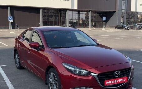 Mazda 3, 2017 год, 1 100 000 рублей, 2 фотография