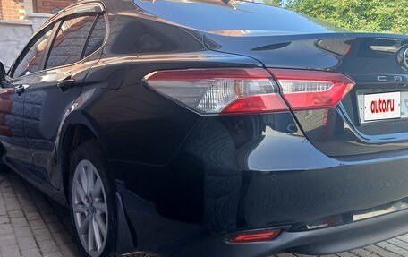 Toyota Camry, 2021 год, 1 750 000 рублей, 2 фотография