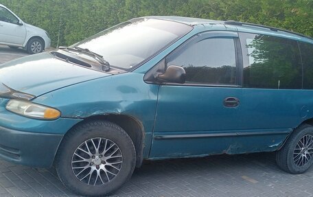 Plymouth Voyager III, 1997 год, 378 000 рублей, 4 фотография