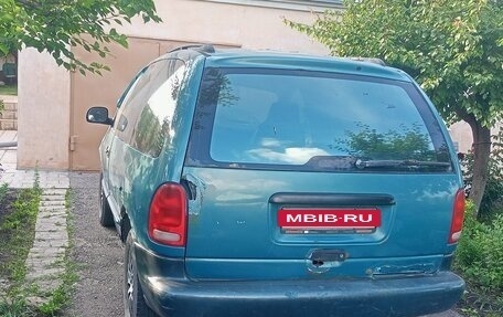 Plymouth Voyager III, 1997 год, 378 000 рублей, 22 фотография