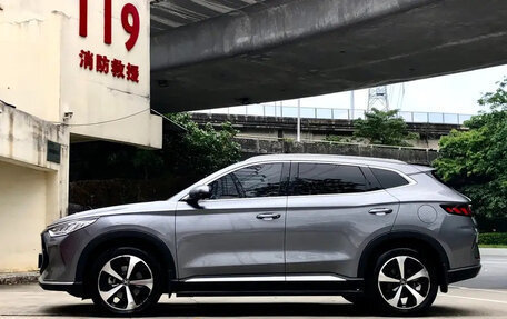 BYD Song, 2021 год, 1 300 111 рублей, 3 фотография
