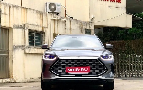 BYD Song, 2021 год, 1 300 111 рублей, 2 фотография