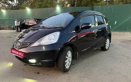 Honda Fit III, 2008 год, 730 000 рублей, 4 фотография