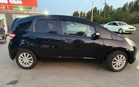 Honda Fit III, 2008 год, 730 000 рублей, 8 фотография